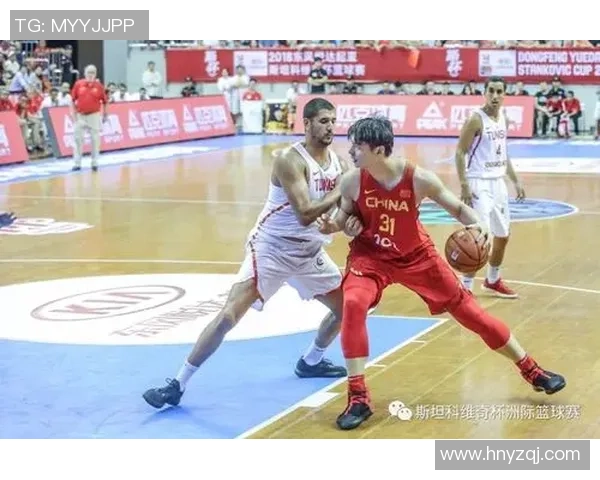 男篮红队迎战突尼斯展现实力争夺国际赛场荣耀